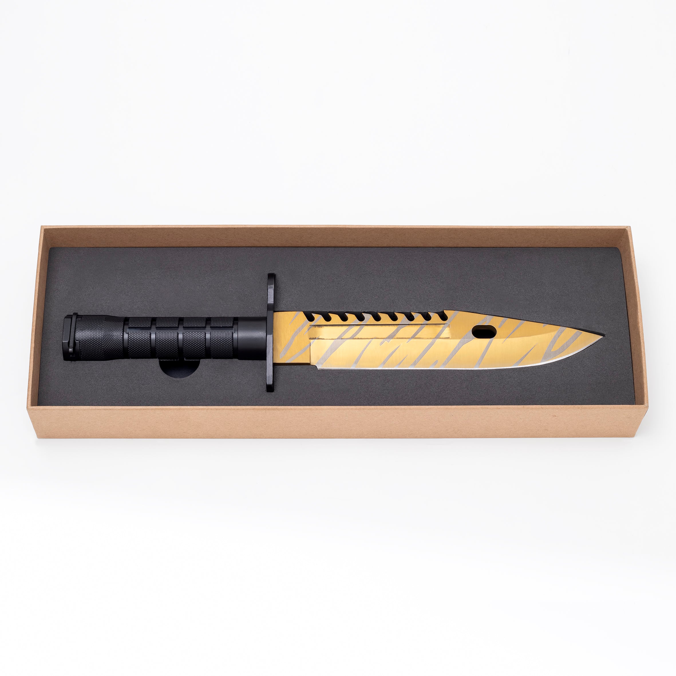 M9 Bayonet Tiger Tooth
