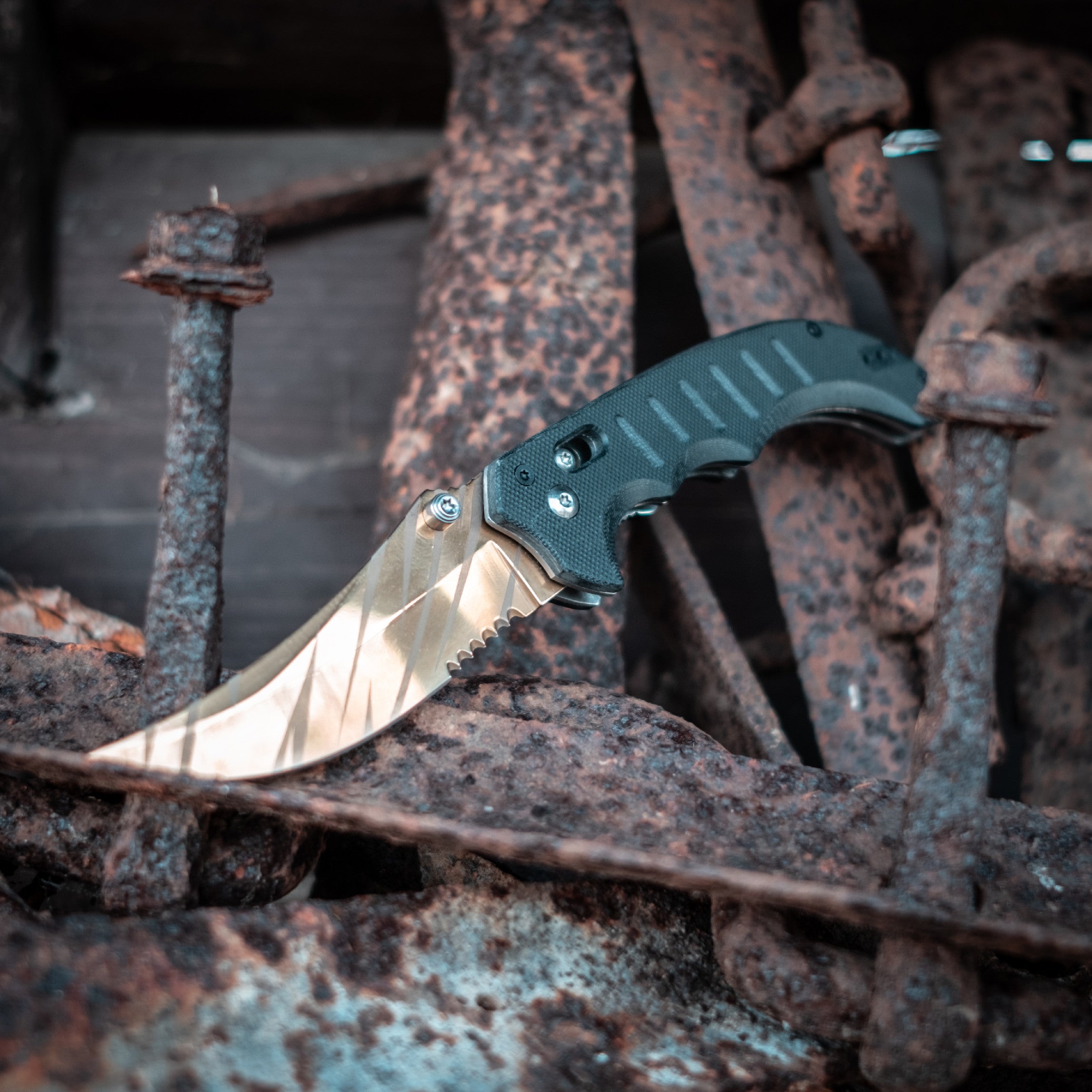 Flip knife Tiger Tooth
